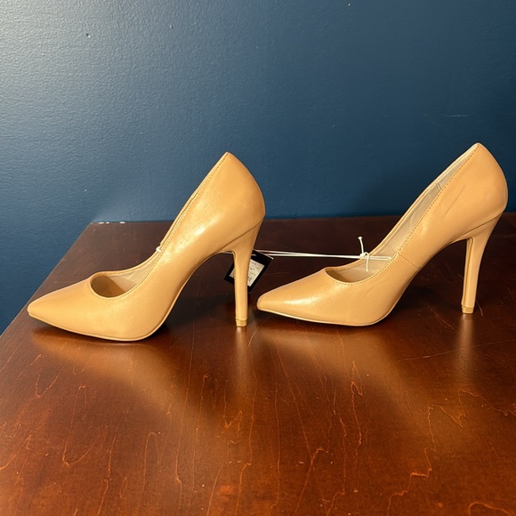 French Connection Sierra Pump size 7 - Picture 3 of 7